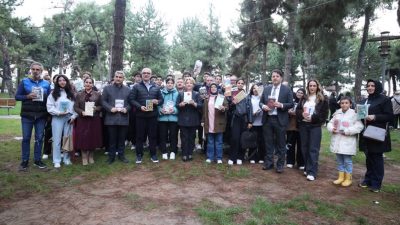 Kocaeli Büyükşehir Belediyesi tarafından Gebze'de bu yıl ikincisi düzenlenen "ağaçlar