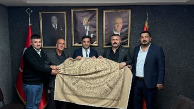 Kocaeli Gebze Tokat Çat Kasabası Yardımlaşma ve Dayanışma Derneği yönetimi,