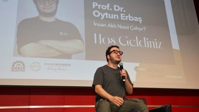 Gebze Belediyesi’nin Kültür Sanat Etkinlikleri kapsamında Prof. Dr. Oytun Erbaş,